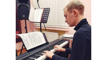 Занятия по вокалу для начинающих и профессионалов